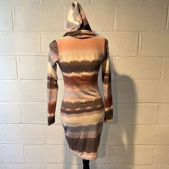 Stripe tie dye LSH dress - Picture 6 of 7